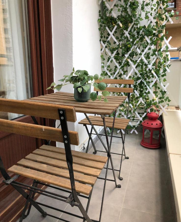 Unique Bilbao Apartment Bagian luar foto
